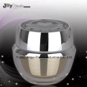 Unique Luxury Cosmetics Golden 30 Ml of Shape