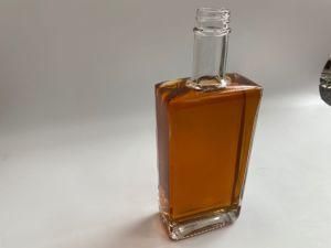 OEM Flat Square 500ml 750ml Spirit Liquor Glass Bottle with Custom Logo