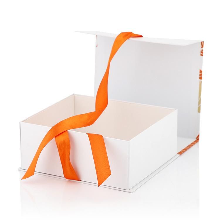 Custom Logo Luxury Cardboard Magnetic Folding Gift Box with Ribbon Closure