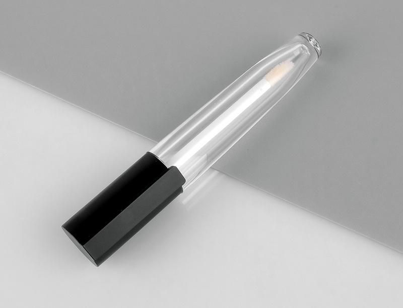 Wholesale Customized Empty Plastic Round Makeup Container Cosmetic Packaging Lip Gloss Tube