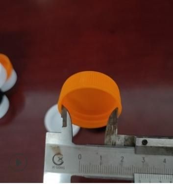 New 28 Teeth High Mouth Folding White Plastic Anti-Theft Cap Beverage Bottle Cap Mineral Water Cap Manufacturers