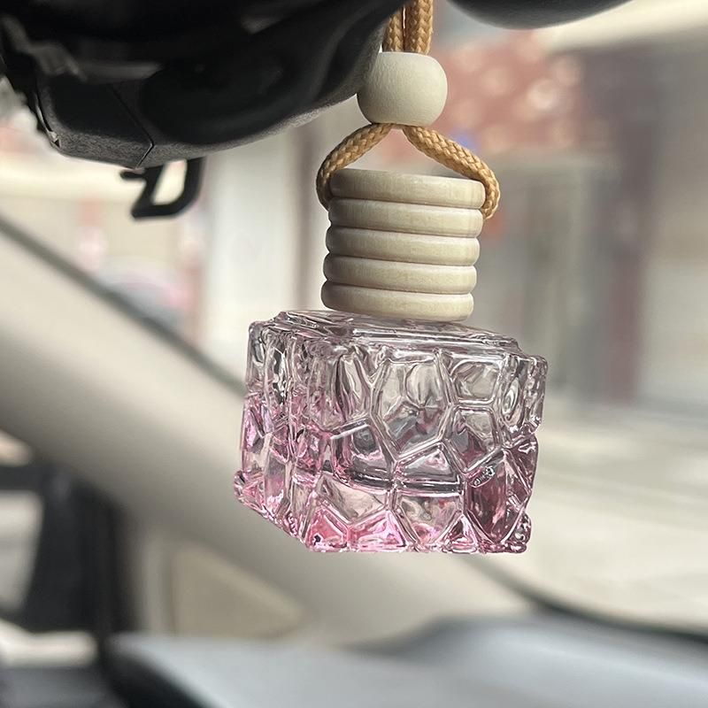 Best Selling Quality Car Perfume Bottle Round Shape Hanging Air Freshener Diffuser Glass