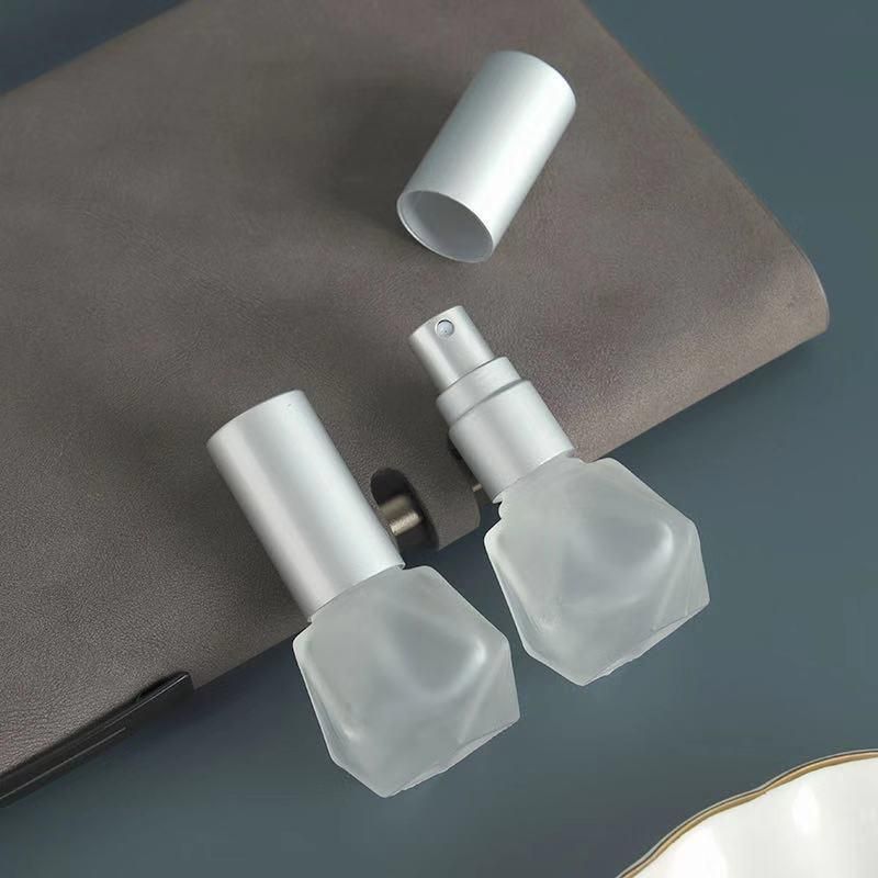 8ml Frosted Spray Container Essential Oil Liquid Roll on Bottle for Massage
