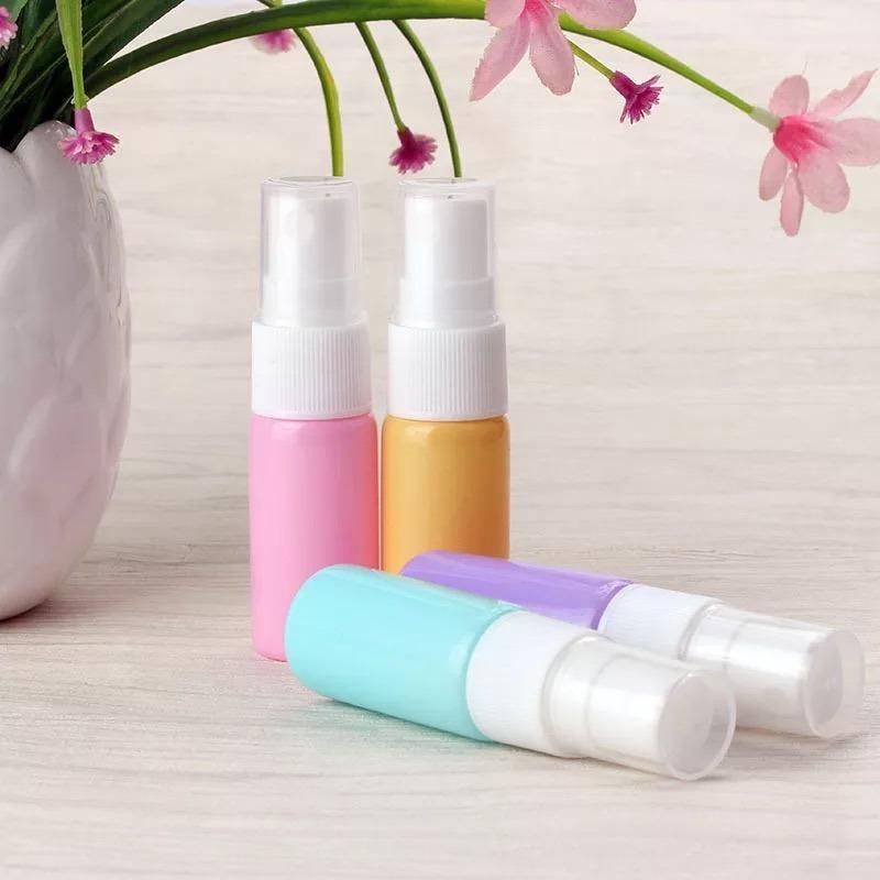 Convenient to Carry Small Plastic Spray Refillable Plastic Bottles Perfume Bottle Water Spray Bottle Perfume Cosmetic Containers