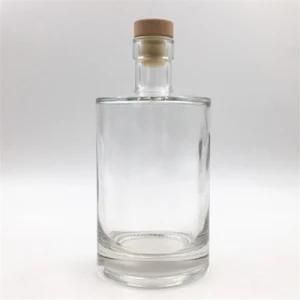 China Glass Bottles Factory Wholesale Empty 500ml 750ml Clear Empty Gin/Whiskey/Liquor/Brandy/ Vodka Glass Bottle with Cork