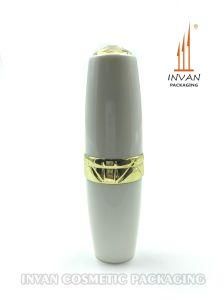 Hot Sale White Spray Pearly Makeup Case Lipstick Container with Diamond on The Top Cap