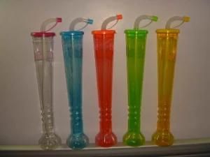 Factory Direct Sale The New Idea of Plastic with Straw Yard Glass Yard Cup Long Sippy Cup