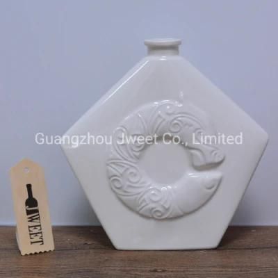 Custom 750 Ml Polygon Ceramic Gin Vodka Bottle