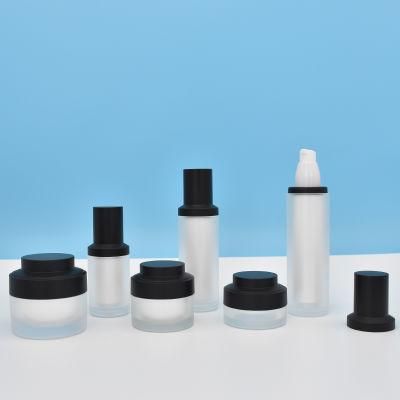 15ml, 30ml Cylinder Shape Factory Direct Sell Plastic New Cosmetics Airless Bottle