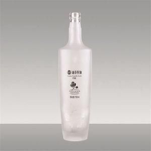 750ml Clear Liquor Beverage Glass Bottle with Synthtic Cork Screw Cap with Customized Logo for Rum Vodka From China