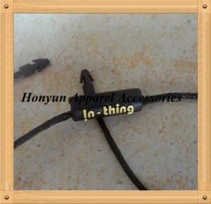 Garment Plastic Hang Tag (HH-3004)