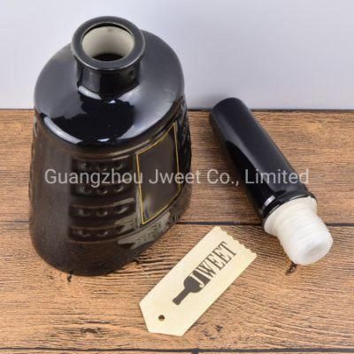 Customized Black Porcelain Bottle for Vodka 750ml