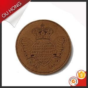 China Supply Brown Embossed Iron on Leather Badge for Hand Bags