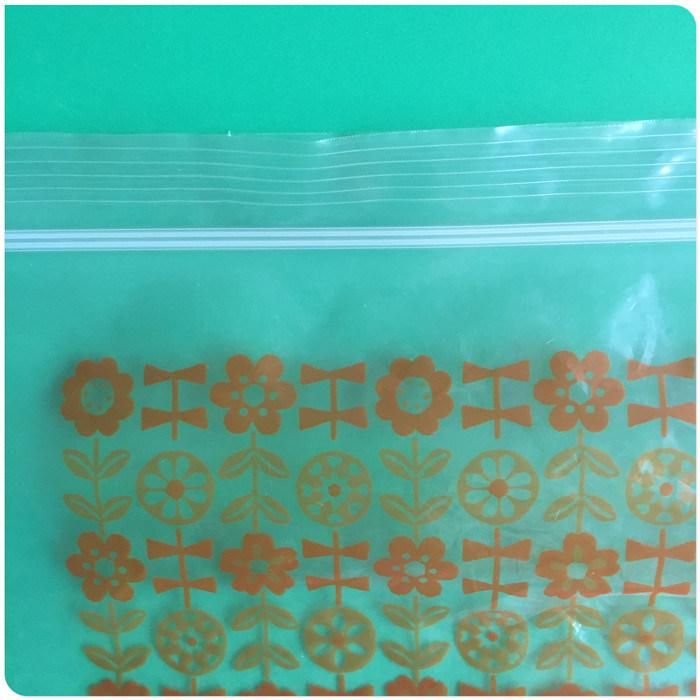 Transparent Custom Print LDPE Plastic Food Zipper Bag with Flower Design