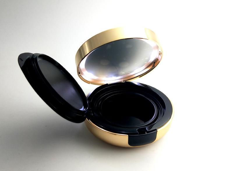 15g Elegant Black Round Empty Plastic Cushion Case for Bb Cream Cc Cream