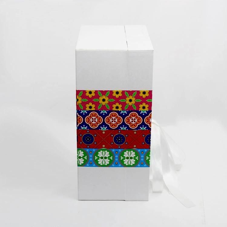 Custom Fine Quality Luxury Cardboard Magnetic Closure Flip Gift Boxes with Ribbon