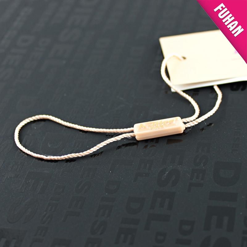 Promotion Hot Sale Custom Gold Clothing Plastic Tags