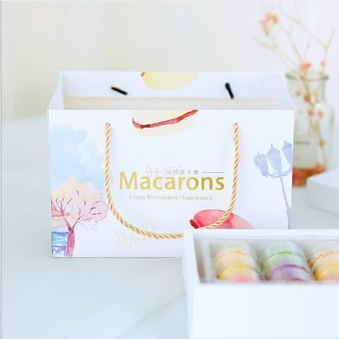 Wholesale Eco Takeway Food Retail Pie Macarons Cake Cookie with Custom Logo Packing Box Snowflake Pastry Dakwaz Box with Clear Plastic Window Muffin Box Package