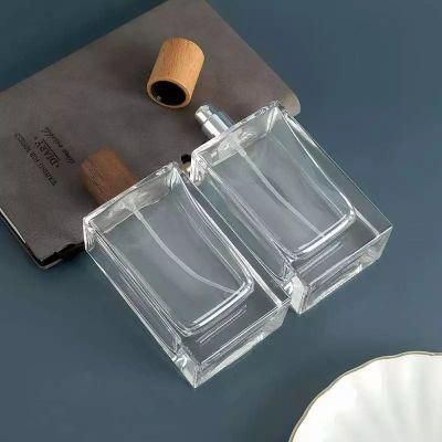 30ml 50ml Custom Refillable Bottles Thick Glass Square Spray Wooden Cap Atomizer