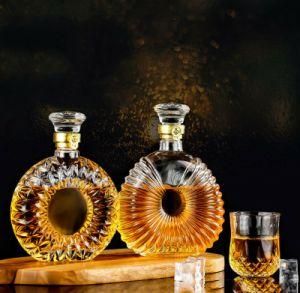 High Quality Customize Wholesale Flint Clear Crystal 530ml Liquor Packaging Glass Bottles