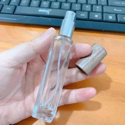 Wholesale 10/15ml Empty Perfume Bottles Wood Cap Thick Glass Spray Bottles High-Grade Air Freshener Containers Packaging