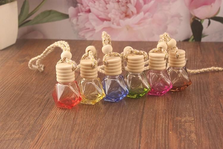 8ml Refillable Car Hanging Glass Perfume Bottle Diamond Shaped Pendant Perfume Aromatherapy Bottle Hanging Air Fresher Ornament Vials