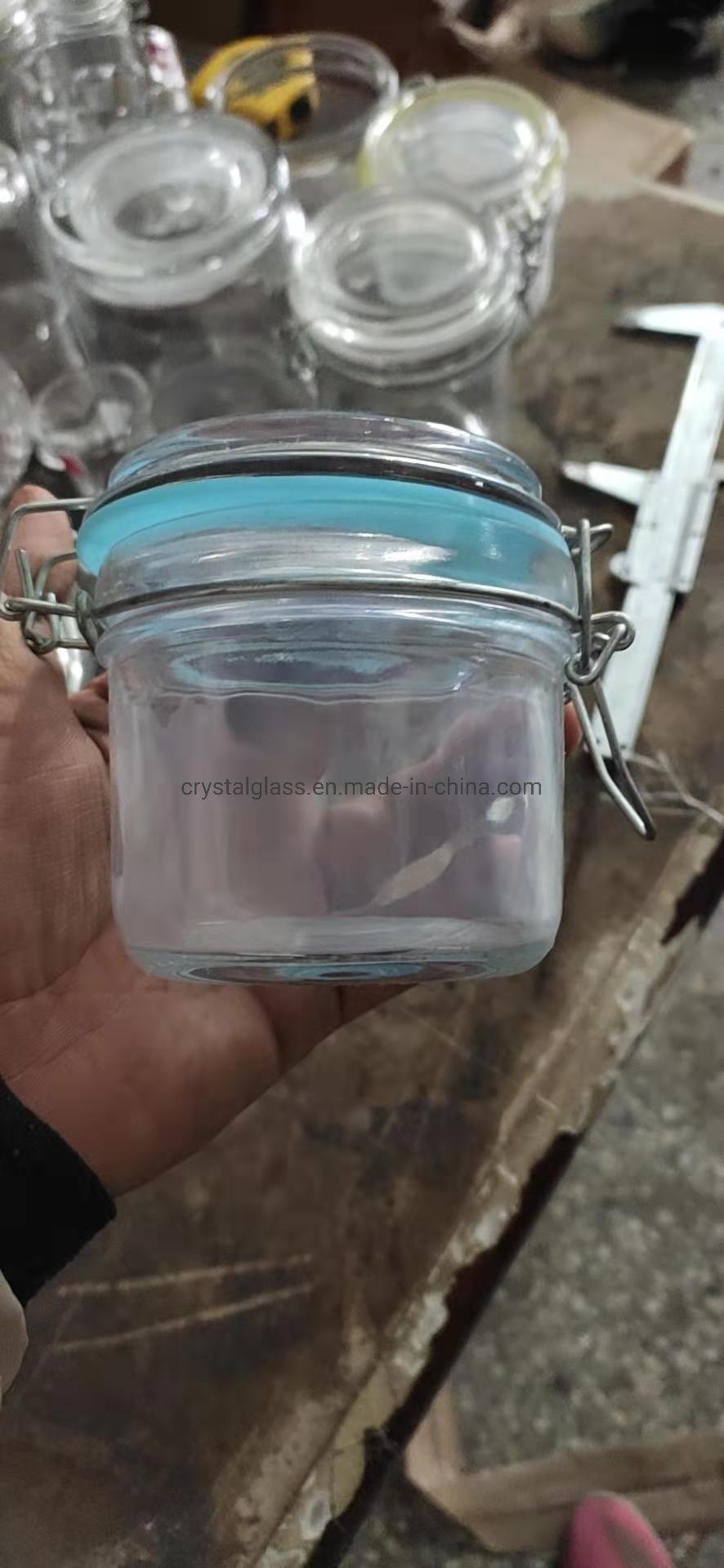 Small Size Wholesale Glass Food Storage/Candy Jar with Clip 200ml