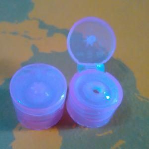 20/410 Cosmetic Plastic Cap Flip Top