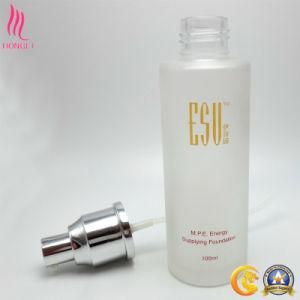 Cosmetic Glass Frosted Bottle with Silver Sprayer