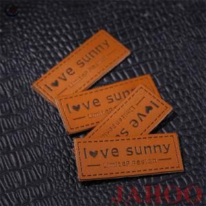 China Cheap Custom Jeans Fashion Design Leather Labels