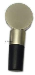 Bottle Stopper Made with Zinc Alloy and Wood