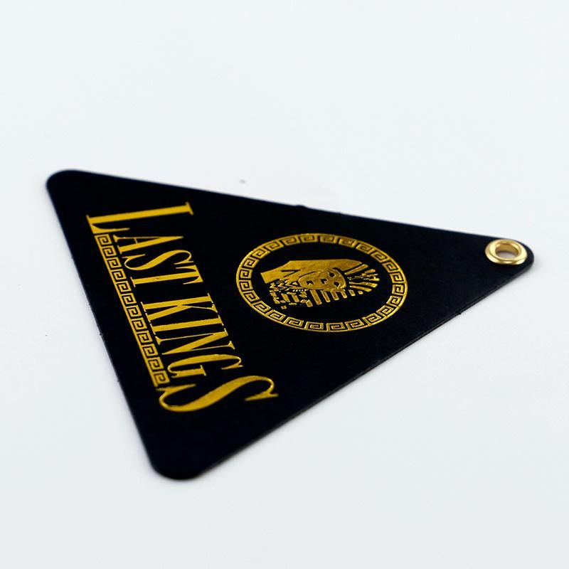 Custom High Quality Hot Stamping Triangle Black Paper Hang Tag with Eyelet