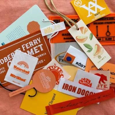 Custom Printed Garment Labels Retro Distressed Brown Kraft Paper Tag Wholesale Designer Apparel Hang Cardboard Swing Hangtags