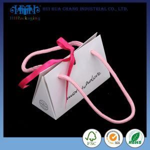 Wholesale Kraft Shopping Paper Bag with Custom Logo Printed for Gift Packaging Paper Bag with Handle