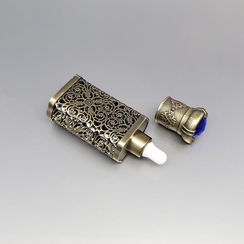 in Stock Ready to Ship 10ml Delicate Perfume Frosted Glass Metal Bottle Gold Silver Middle East Perfume Bottle Fragrance Bottle