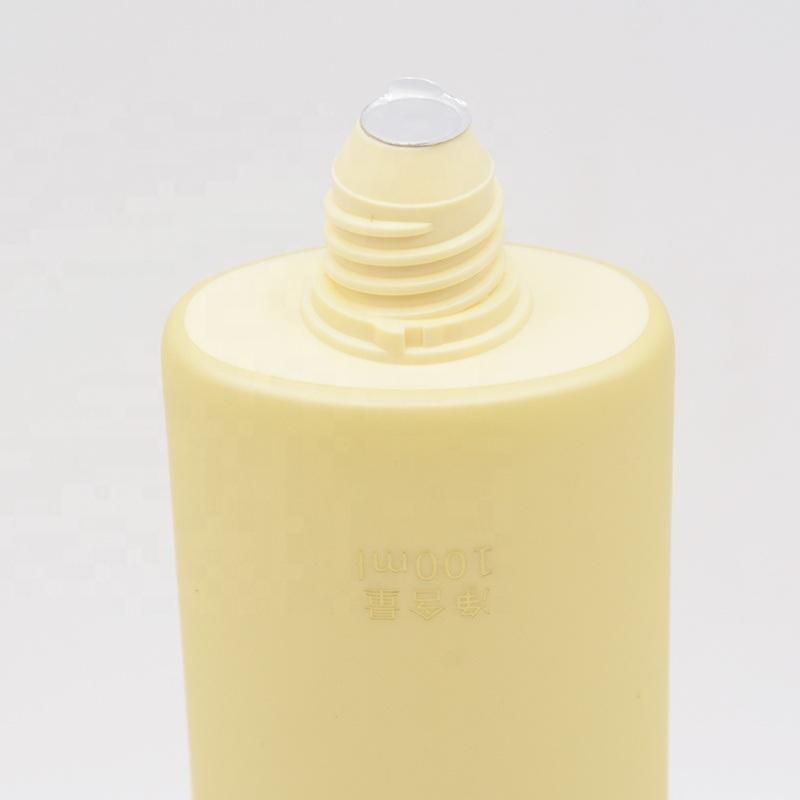 Oval PE Cosmetics Packaging Tube Tube Gold Plating Screw Cap
